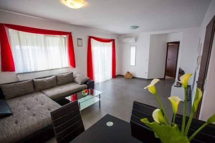 Apartman Tony Makarská Exteriér fotografie